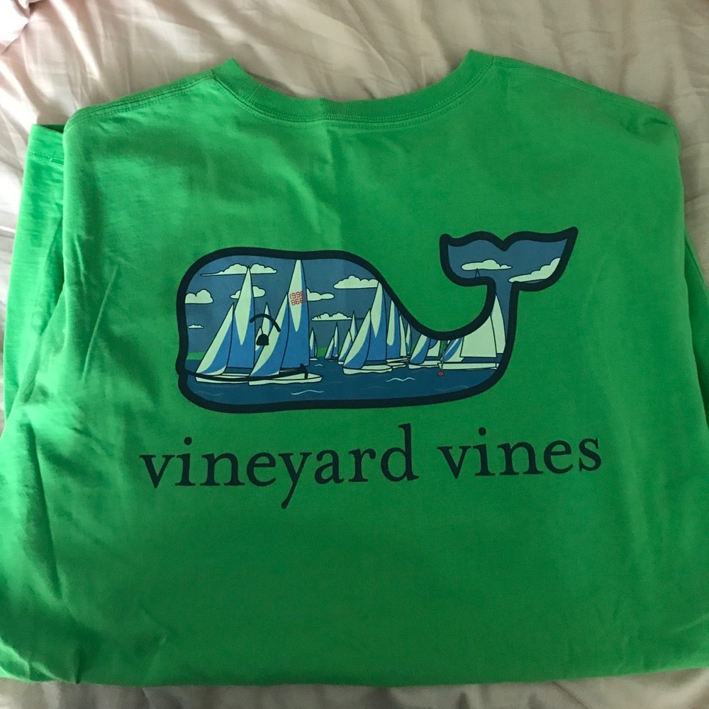 vineyard vines tshirt